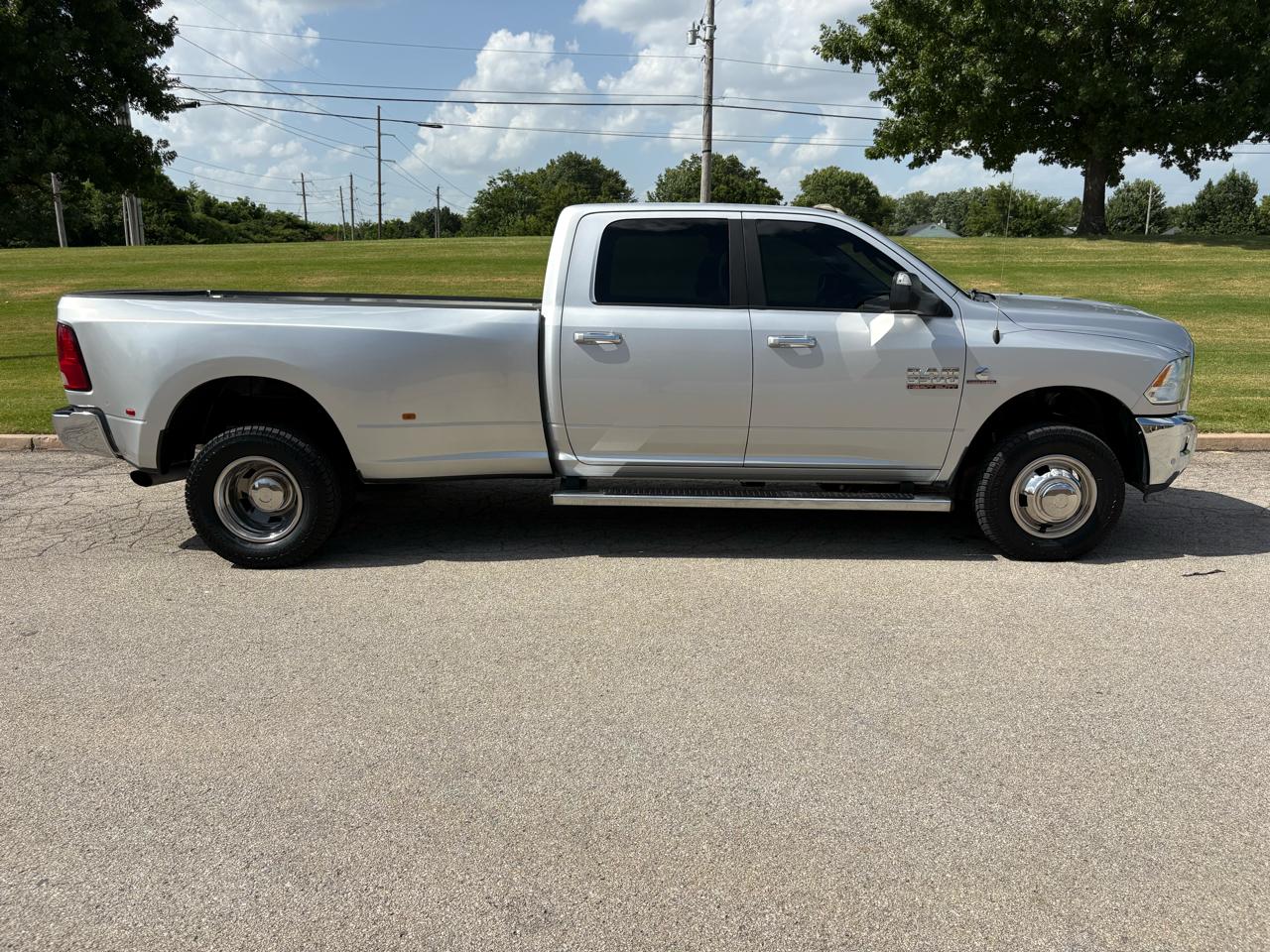 ram ram 3500 pickup 2018 3C63RRHL0JG353722 image ram ram 3500 pickup 2018 3C63RRHL0JG353722 image